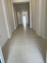 16124 SW 148th Pl in Miami, FL - Building Photo - Building Photo