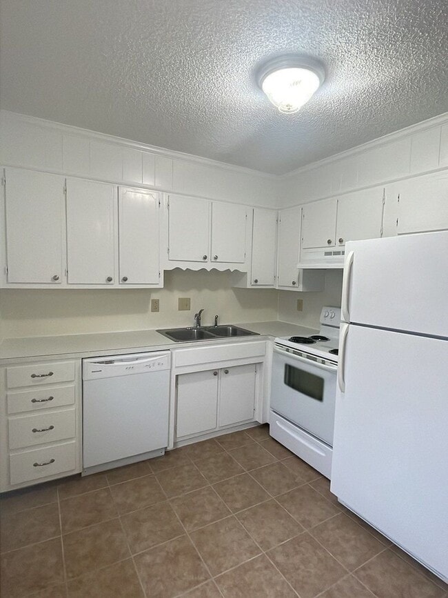 111 Frances St in Gallatin, TN - Building Photo - Building Photo