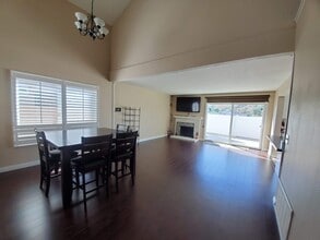 2344 Hampstead Way in San Diego, CA - Building Photo - Building Photo