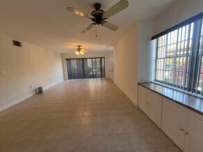 23465 Harbor View Rd in Punta Gorda, FL - Building Photo - Building Photo