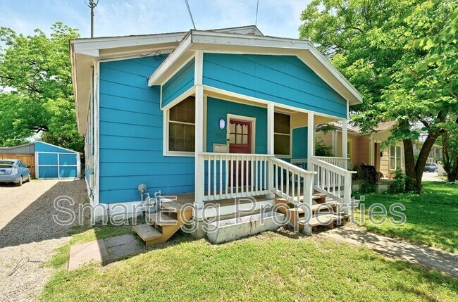 920 E 51st St in Austin, TX - Building Photo - Building Photo