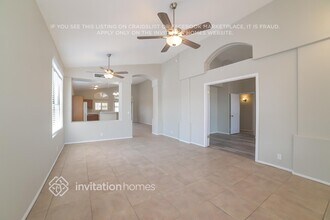 20448 N 40th Ave in Glendale, AZ - Foto de edificio - Building Photo