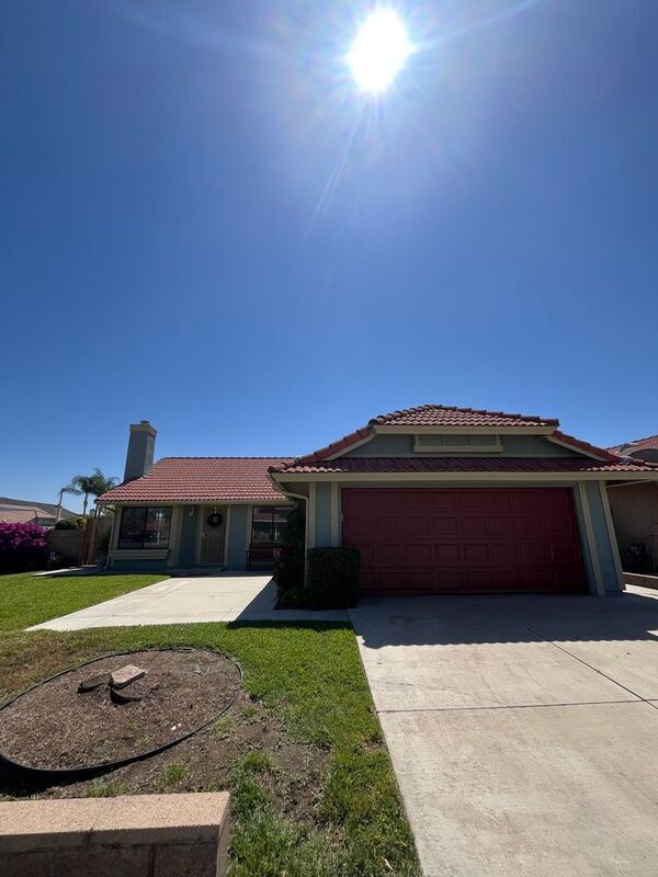 property at 29608 Via Sanroseo Via