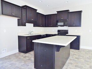 4371 Shivas Way in Gardendale, AL - Foto de edificio - Building Photo