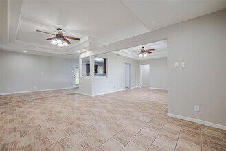3323 Suiter Way in Pasadena, TX - Building Photo - Building Photo