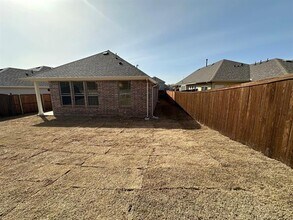240 Town Pk Ave in Princeton, TX - Building Photo - Building Photo