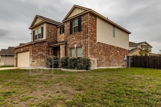 3515 Black Cloud Dr in New Braunfels, TX - Building Photo - Building Photo