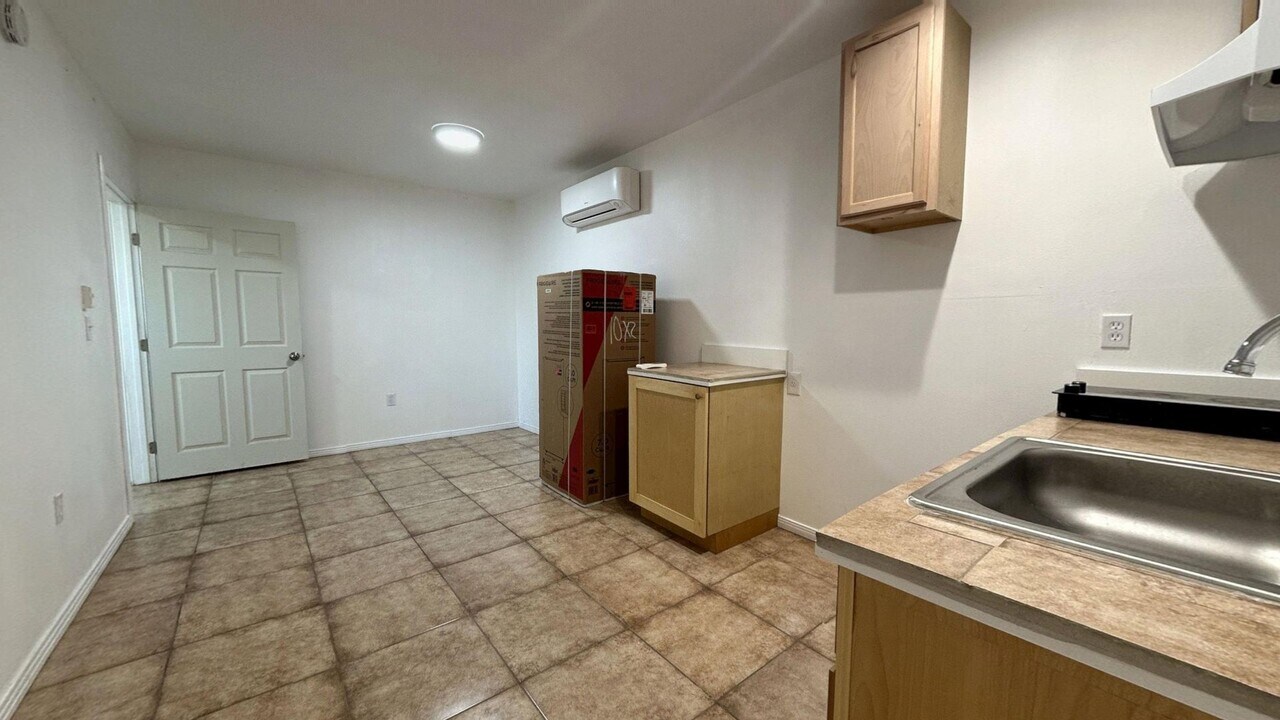 1496 Belle St in San Bernardino, CA - Building Photo