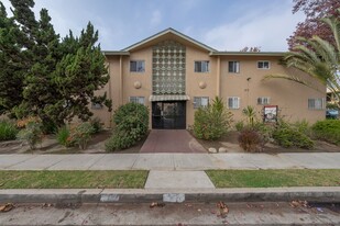 803 Java Ave Inglewood, CA 90301 Apartments