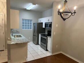 1496 Partin Dr N in Niceville, FL - Building Photo - Building Photo