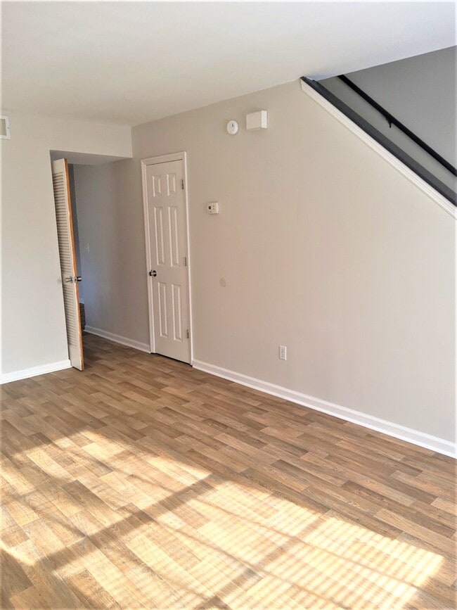 137 Susan Dr in Summerville, SC - Building Photo - Building Photo