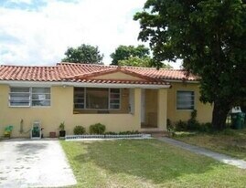 1329 SW 75th Ave in Miami, FL - Building Photo