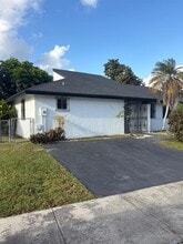 12231 SW 210th St in Miami, FL - Building Photo - Building Photo