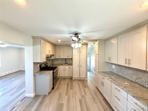 537 Kimball Ave in Yonkers, NY - Building Photo - Building Photo