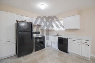 7116 Skidaway Rd in Savannah, GA - Building Photo - Building Photo