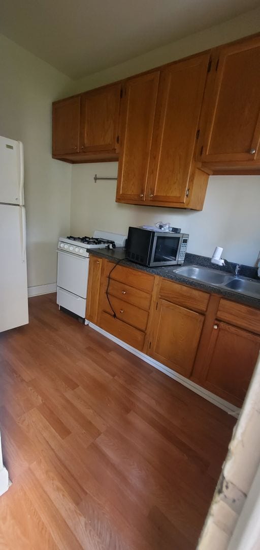 property at 663 Headley Ave
