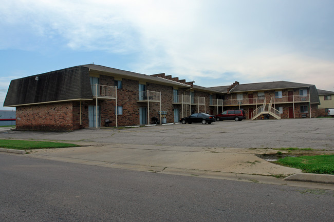 Willow Pointe Apartments in Fort Smith, AR - Building Photo - Building Photo