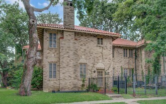 1428 Wentworth St in Houston, TX - Building Photo