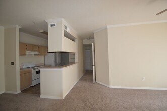 5616 Pinnacle Heights Cir in Tampa, FL - Building Photo - Building Photo