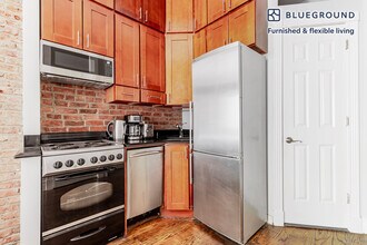 234 W 14th St in New York, NY - Building Photo - Building Photo