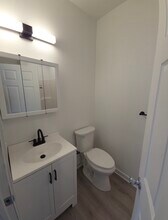 1528 Wilford Ave, Unit Wilford in Klamath Falls, OR - Foto de edificio - Building Photo