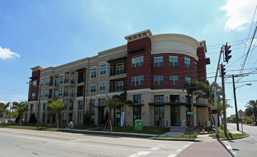 Varela Westshore Apartments in Tampa, FL - Building Photo - Building Photo