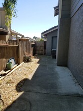 2921 Cascade Cir in Fairfield, CA - Building Photo - Building Photo