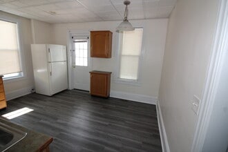 16 Main St in Flemington, NJ - Building Photo - Building Photo
