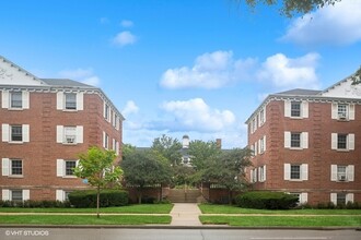 338 Ridge Ave, Unit 3 in Evanston, IL - Foto de edificio - Building Photo