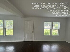 1227 S Oak Cliff Blvd in Dallas, TX - Building Photo - Building Photo