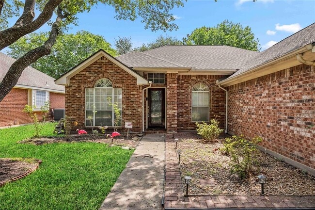 8830 Sherina Park Dr in Houston, TX - Building Photo - Building Photo