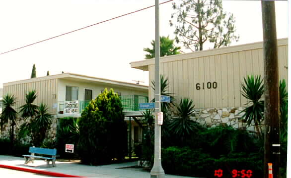 6100 Orange Ave in Long Beach, CA - Building Photo