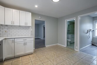 623 4th St in Troy, NY - Building Photo - Building Photo