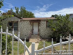 property at 1334 W Lullwood Ave