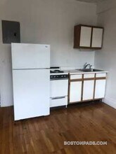 270 Huntington Ave, Unit 205 in Boston, MA - Foto de edificio - Building Photo