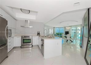 295 Sunny Isles Blvd in Sunny Isles Beach, FL - Building Photo