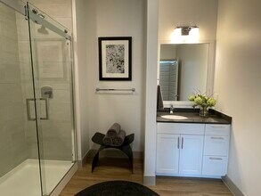 2501 Troost Ave in Kansas City, MO - Building Photo - Building Photo