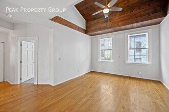 12 W Hollister St in Cincinnati, OH - Building Photo - Building Photo