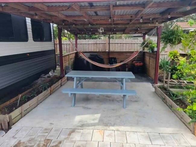 4800 12th Ave S in St. Petersburg, FL - Building Photo - Building Photo