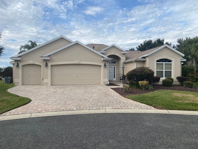 property at 1709 Hagood Loop
