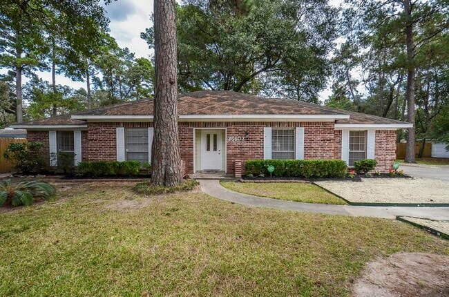 25602 Oakhurst Dr