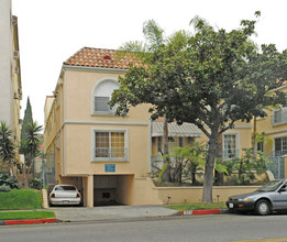 217 S Doheny Dr in Beverly Hills, CA - Building Photo - Building Photo
