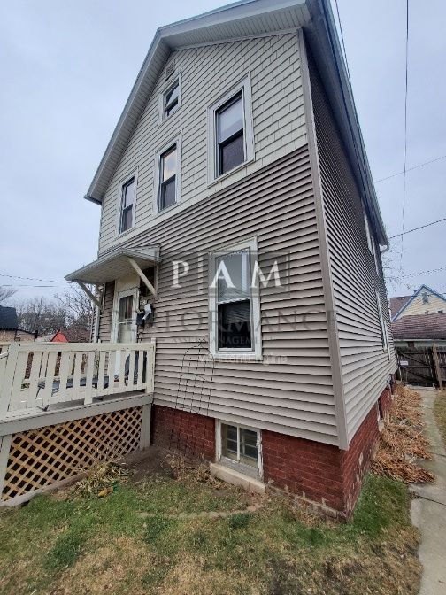 property at 2935 N Booth St