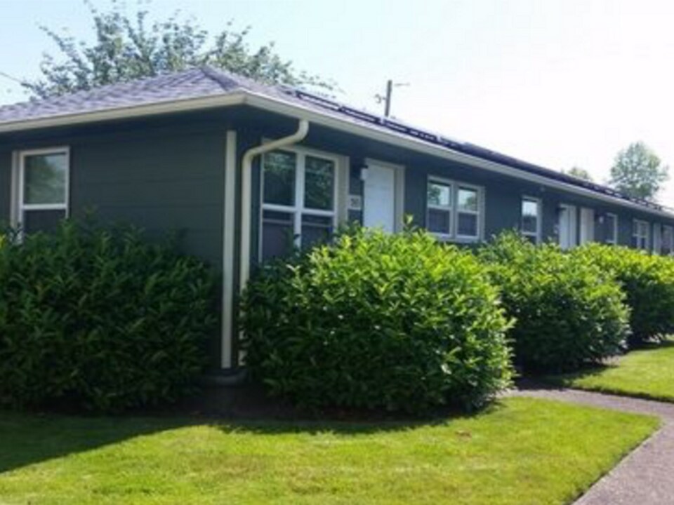 763-763 NW 10th St in Corvallis, OR - Building Photo