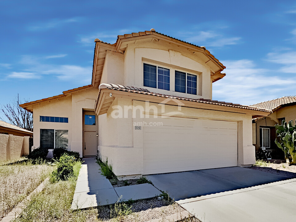 5041 W Kesler Ln in Chandler, AZ - Building Photo