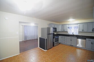 1702 Truman Dr NE in Huntsville, AL - Building Photo - Building Photo