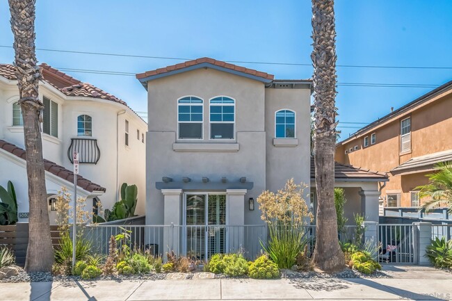 property at 505 N Cedros Ave