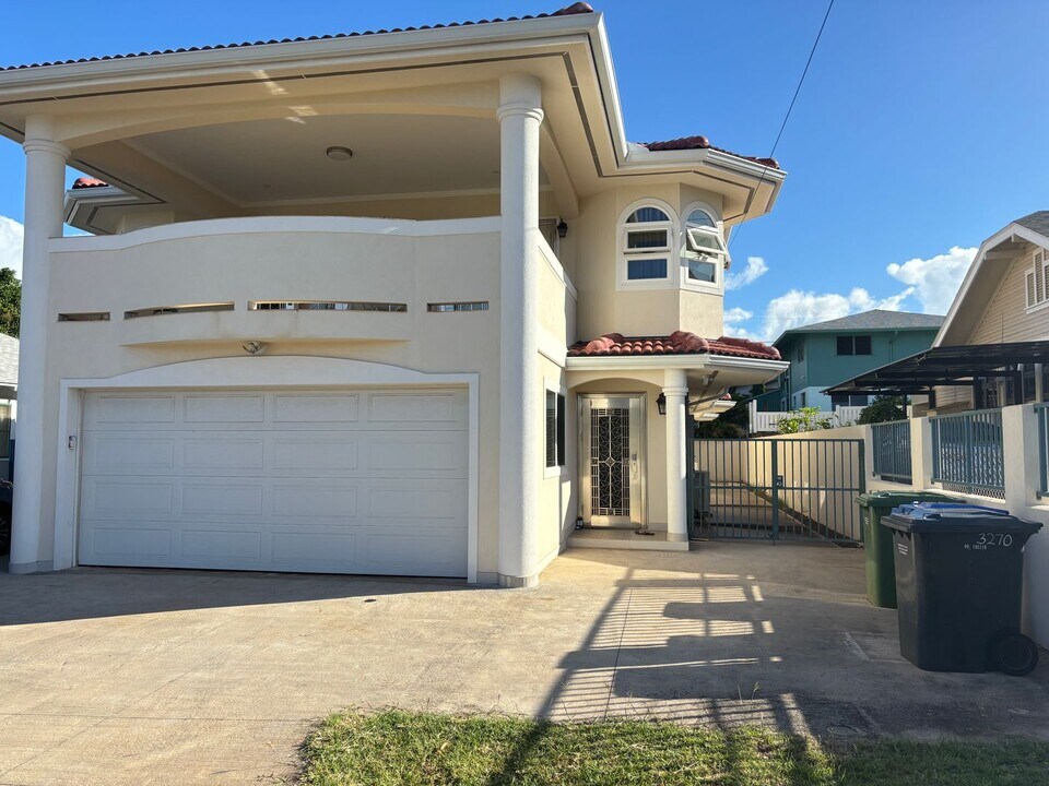 3270 Olu St in Honolulu, HI - Building Photo