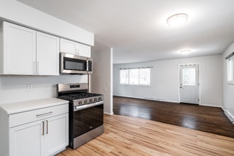 638 S 66th St in Milwaukee, WI - Building Photo - Building Photo