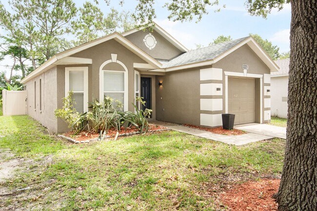 6917 Exeter Park Pl in Apollo Beach, FL - Building Photo - Building Photo
